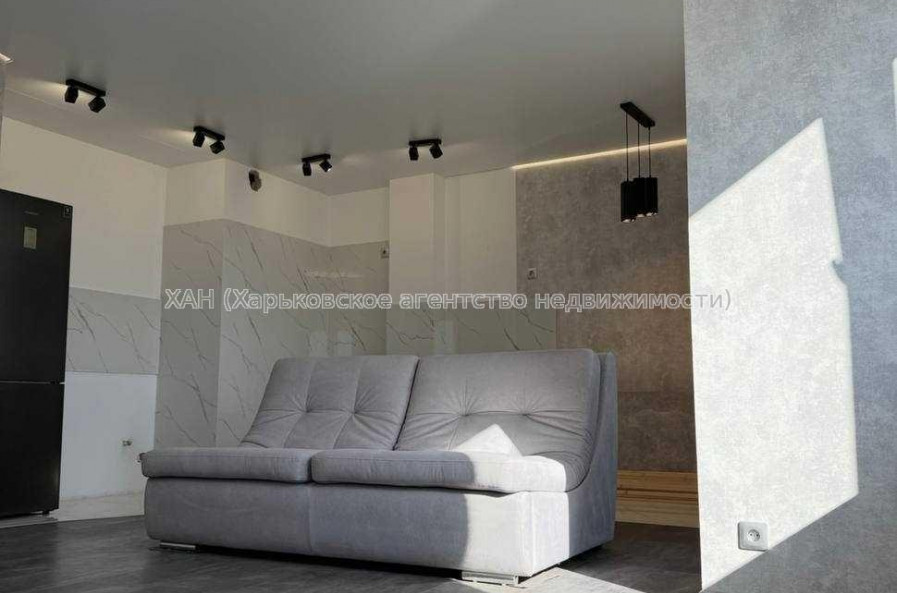 Продам квартиру, Льва Ландау просп. , 2 кім., 63 м², евроремонт 