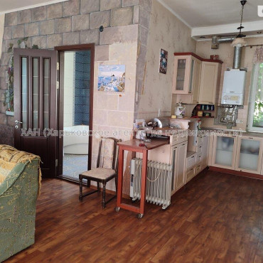 Продам будинок, Конотопская ул. , 124 м², 10 соток, косметический ремонт 