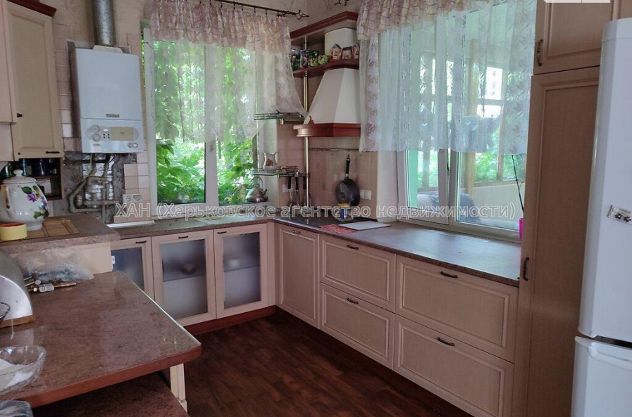 Продам будинок, Конотопская ул. , 124 м², 10 соток, косметический ремонт 