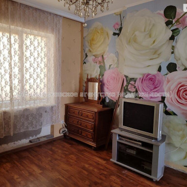 Продам будинок, Конотопская ул. , 124 м², 10 соток, косметический ремонт 