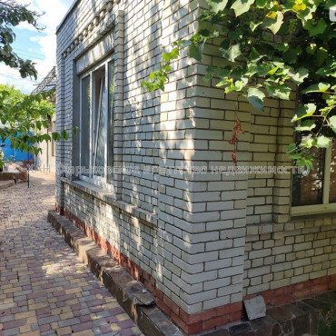 Продам будинок, Конотопская ул. , 124 м², 10 соток, косметический ремонт 