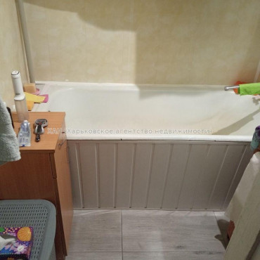 Продам квартиру, Таджикская ул. , 1 кім., 15 м², евроремонт 