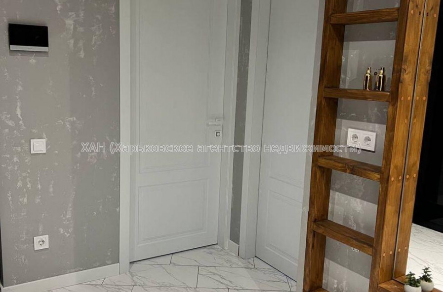 Продам квартиру, Зерновая ул. , 2 кім., 68 м², авторский дизайн 