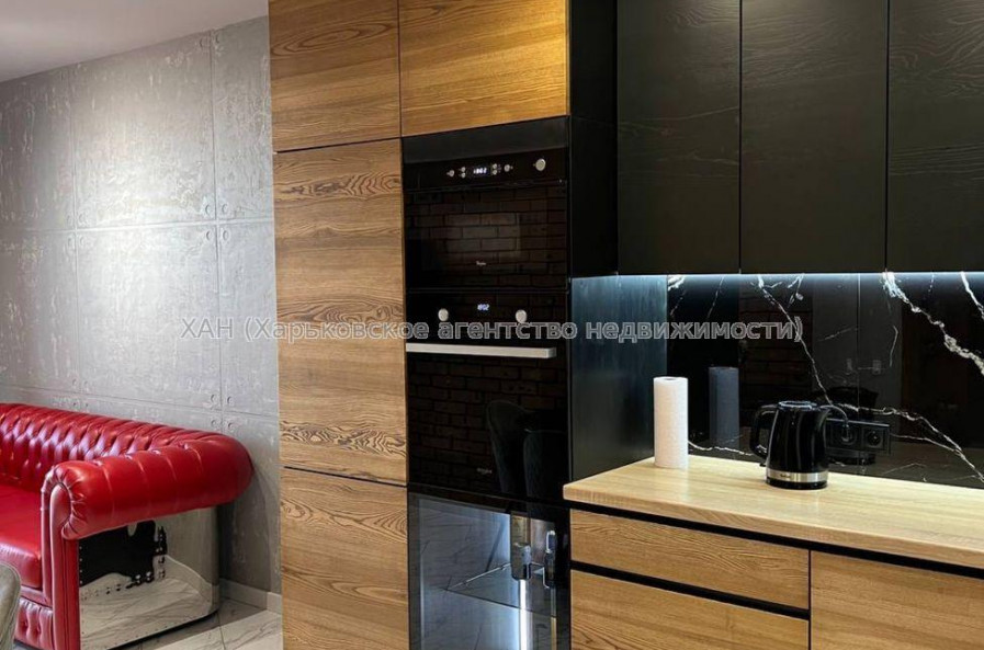 Продам квартиру, Зерновая ул. , 2 кім., 68 м², авторский дизайн 