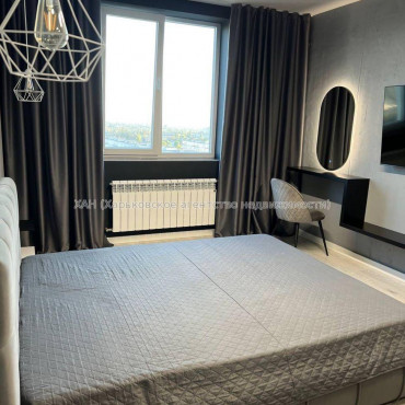 Продам квартиру, Зерновая ул. , 2 кім., 68 м², авторский дизайн 