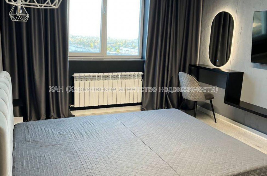 Продам квартиру, Зерновая ул. , 2 кім., 68 м², авторский дизайн 