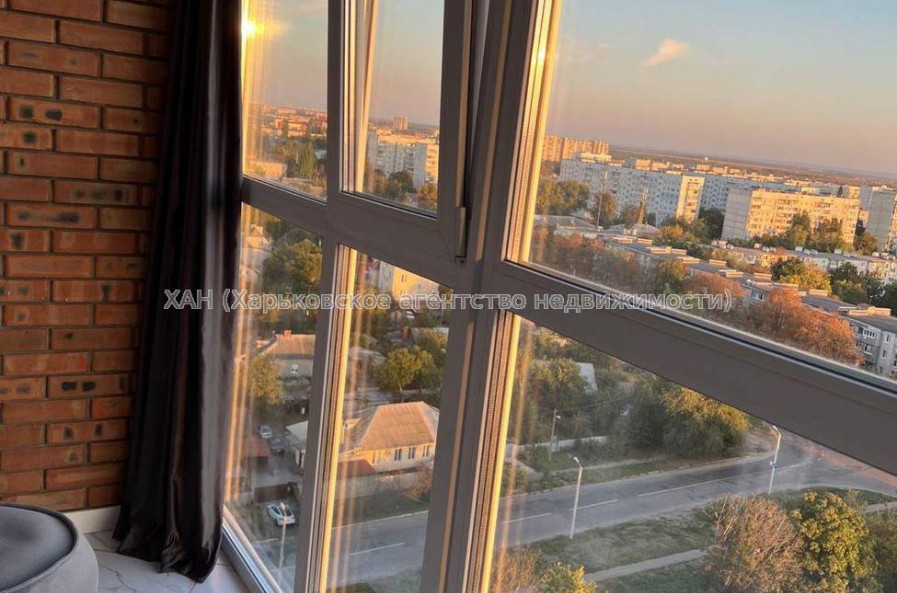 Продам квартиру, Зерновая ул. , 2 кім., 68 м², авторский дизайн 