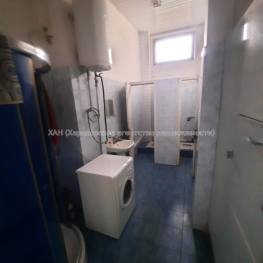 Здам нежитлову нерухомість, помещение свободного назначения , 7 кім., 150 м², косметический ремонт 