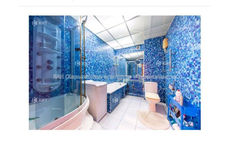 Продам квартиру, Единства ул. , 4 кім., 85 м², авторский дизайн 