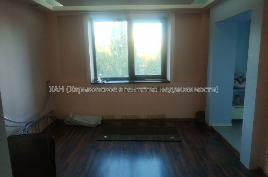 Продам квартиру, Единства ул. , 4  ком., 85 м², авторский дизайн 