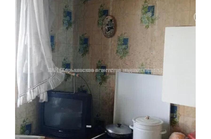 Продам квартиру, Победы просп. , 2  ком., 54 м², советский ремонт 