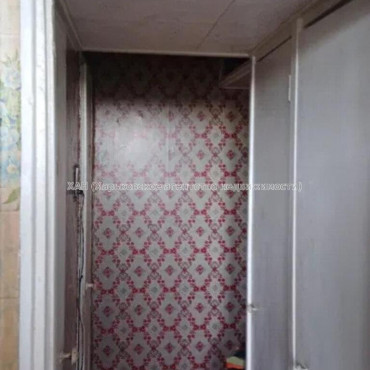 Продам квартиру, Победы просп. , 2  ком., 54 м², советский ремонт 