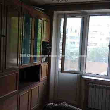 Продам квартиру, Победы просп. , 2  ком., 54 м², советский ремонт 