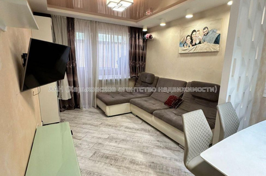 Продам квартиру, Соборности Украины ул. , 3  ком., 69 м², евроремонт 