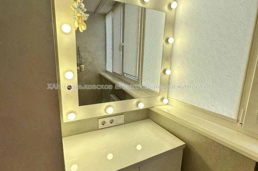 Продам квартиру, Соборности Украины ул. , 3  ком., 69 м², евроремонт 