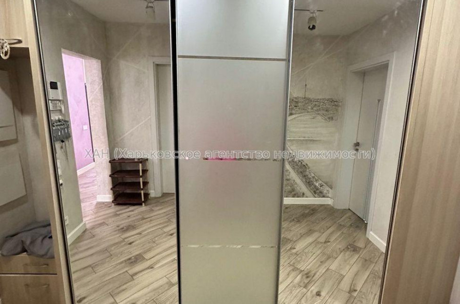 Продам квартиру, Соборности Украины ул. , 3  ком., 69 м², евроремонт 