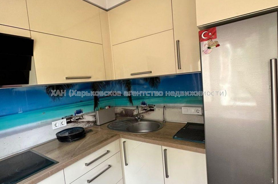 Продам квартиру, Соборности Украины ул. , 3  ком., 69 м², евроремонт 