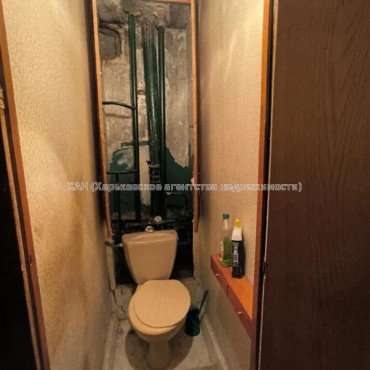 Продам квартиру, Ахсарова Энвера ул. , 1 кім., 33 м², без ремонта 