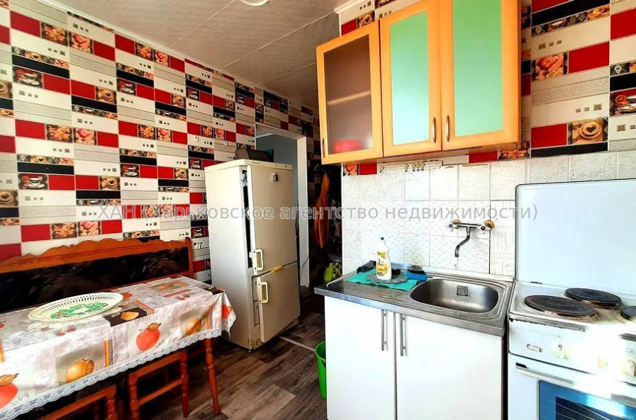 Продам квартиру, Победы просп. , 1  ком., 26 м², косметический ремонт 