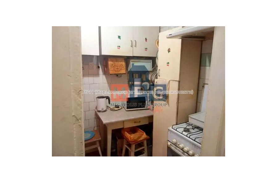 Продам квартиру, Мирная ул. , 2  ком., 31.60 м², советский ремонт 