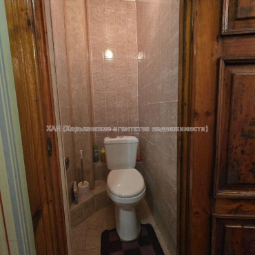 Продам квартиру, Яны Червоной ул. , 2  ком., 62 м², косметический ремонт 