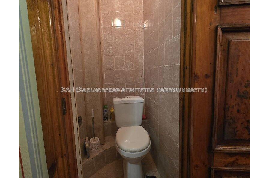 Продам квартиру, Яны Червоной ул. , 2  ком., 62 м², косметический ремонт 