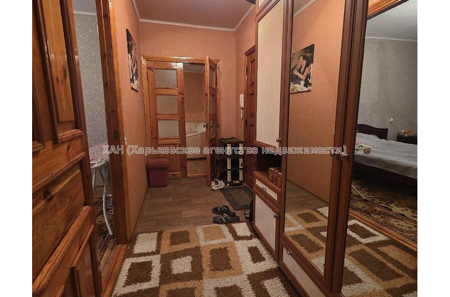 Продам квартиру, Яны Червоной ул. , 2  ком., 62 м², косметический ремонт 
