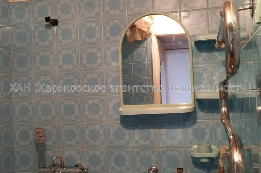 Продам квартиру, Барабашова академика ул. , 1  ком., 36 м², советский ремонт 