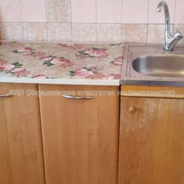 Продам квартиру, Барабашова академика ул. , 1 кім., 36 м², советский ремонт 