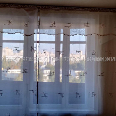 Продам квартиру, Барабашова академика ул. , 1  ком., 36 м², советский ремонт 