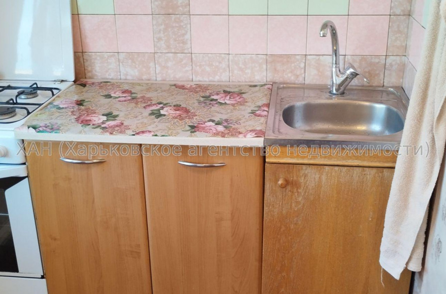 Продам квартиру, Барабашова академика ул. , 1 кім., 36 м², советский ремонт 