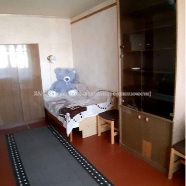 Продам квартиру, Барабашова академика ул. , 1 кім., 36 м², советский ремонт 