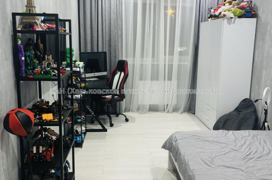 Продам квартиру, Молочная ул. , 2 кім., 67 м², евроремонт 