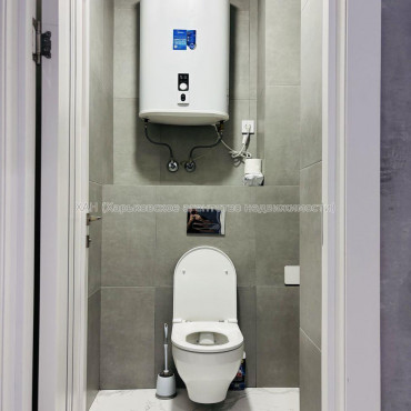 Продам квартиру, Молочная ул. , 2 кім., 67 м², евроремонт 