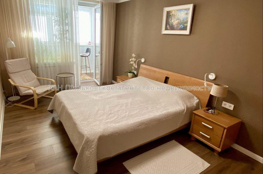 Продам квартиру, Валентиновская ул. , 41 , 3 кім., 65 м², евроремонт 