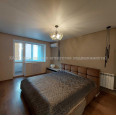 Продам квартиру, Непокоренных ул. , 3 кім., 71.70 м², капитальный ремонт 