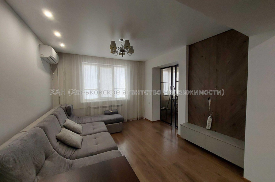 Продам квартиру, Непокоренных ул. , 3 кім., 71.70 м², капитальный ремонт 