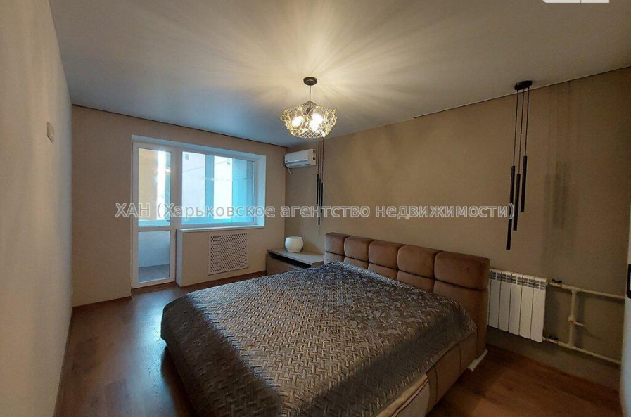 Продам квартиру, Непокоренных ул. , 3 кім., 71.70 м², капитальный ремонт 