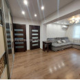 Продам квартиру, Непокоренных ул. , 3 кім., 71.70 м², капитальный ремонт 