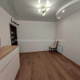 Продам квартиру, Непокоренных ул. , 3 кім., 71.70 м², капитальный ремонт 