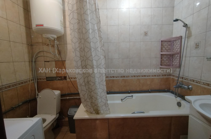 Здам квартиру, Клочковская ул. , 3 кім., 67 м², капитальный ремонт 
