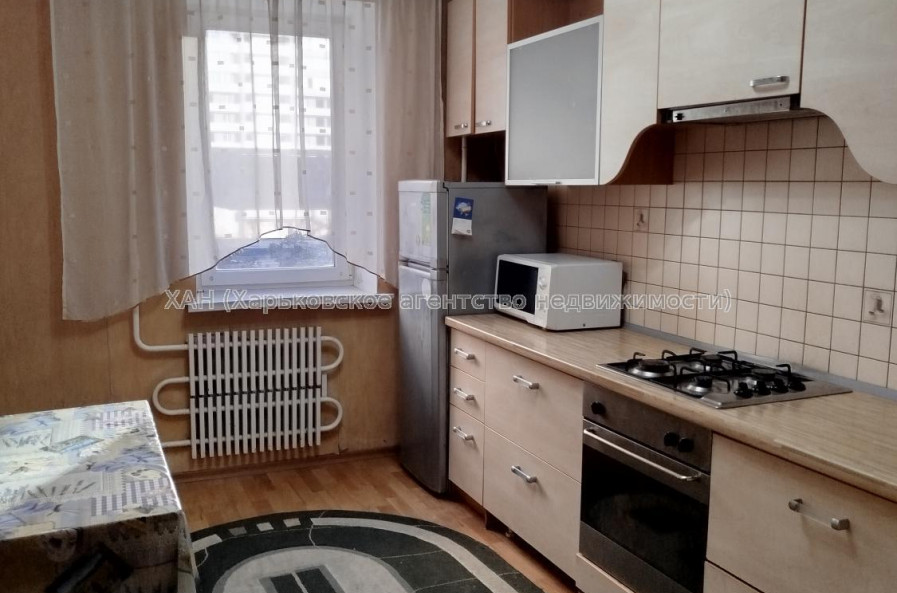 Здам квартиру, Клочковская ул. , 3 кім., 67 м², капитальный ремонт 