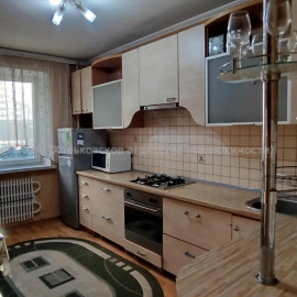 Здам квартиру, Клочковская ул. , 3 кім., 67 м², капитальный ремонт