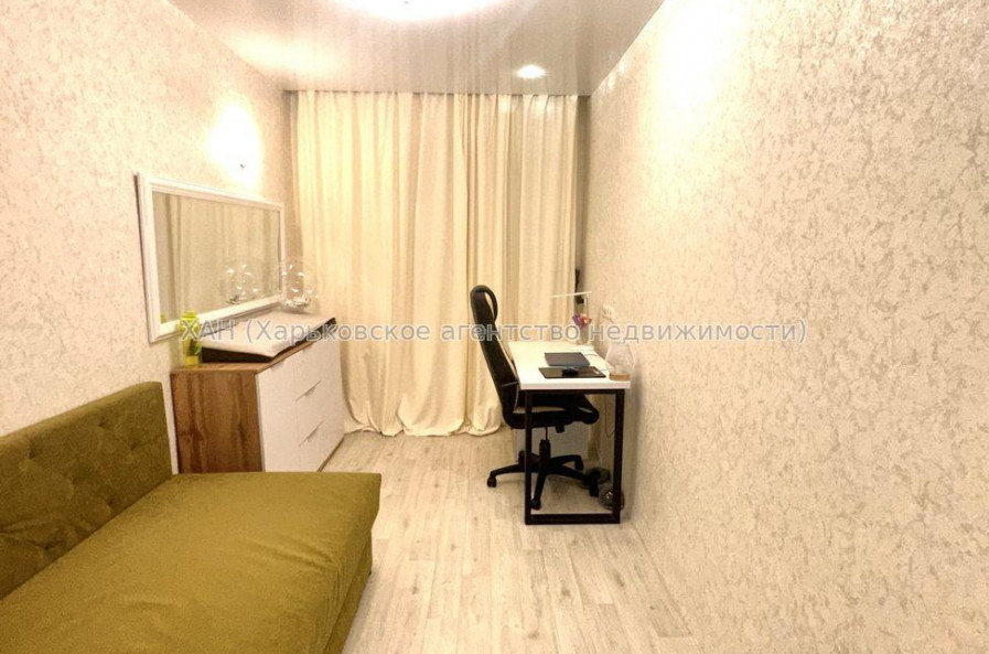 Продам будинок, Льва Ландау просп. , 70 м², 4 соток, капитальный ремонт 