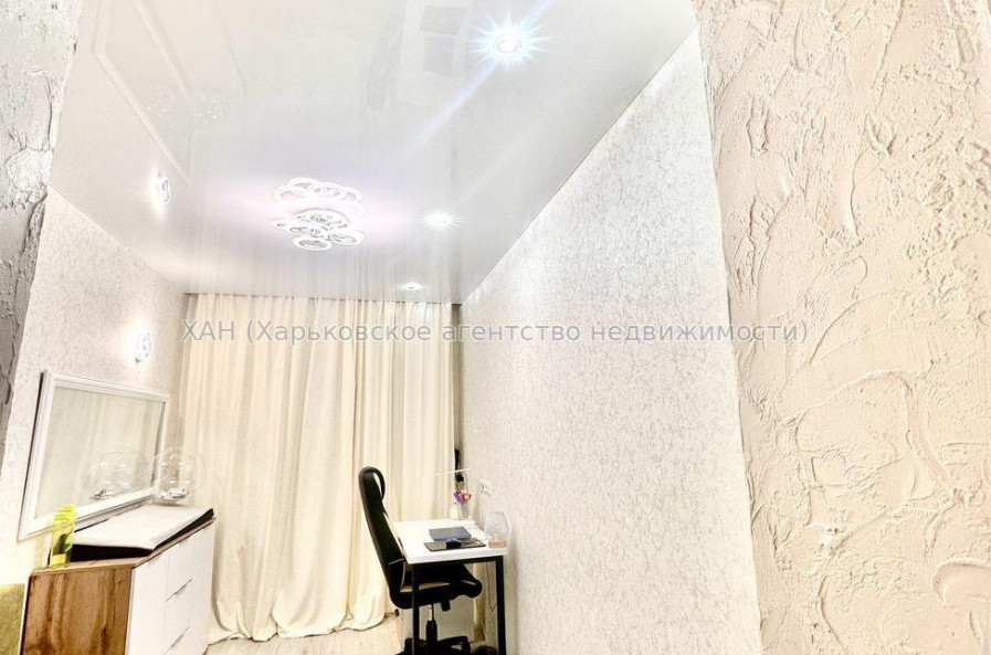 Продам будинок, Льва Ландау просп. , 70 м², 4 соток, капитальный ремонт 