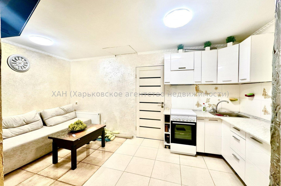 Продам будинок, Льва Ландау просп. , 70 м², 4 соток, капитальный ремонт 