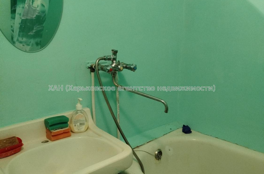 Здам квартиру, Аэрокосмический пр. , 2 кім., 67.90 м², советский ремонт 