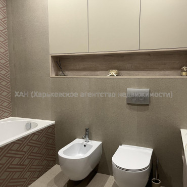 Продам квартиру, Клочковская ул. , 117 , 3 кім., 104.40 м², евроремонт 