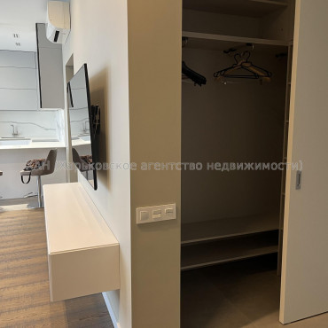 Продам квартиру, Клочковская ул. , 117 , 3 кім., 104.40 м², евроремонт 