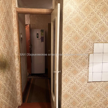 Продам квартиру, Тракторостроителей просп. , 92А , 2  ком., 44 м², советский ремонт 